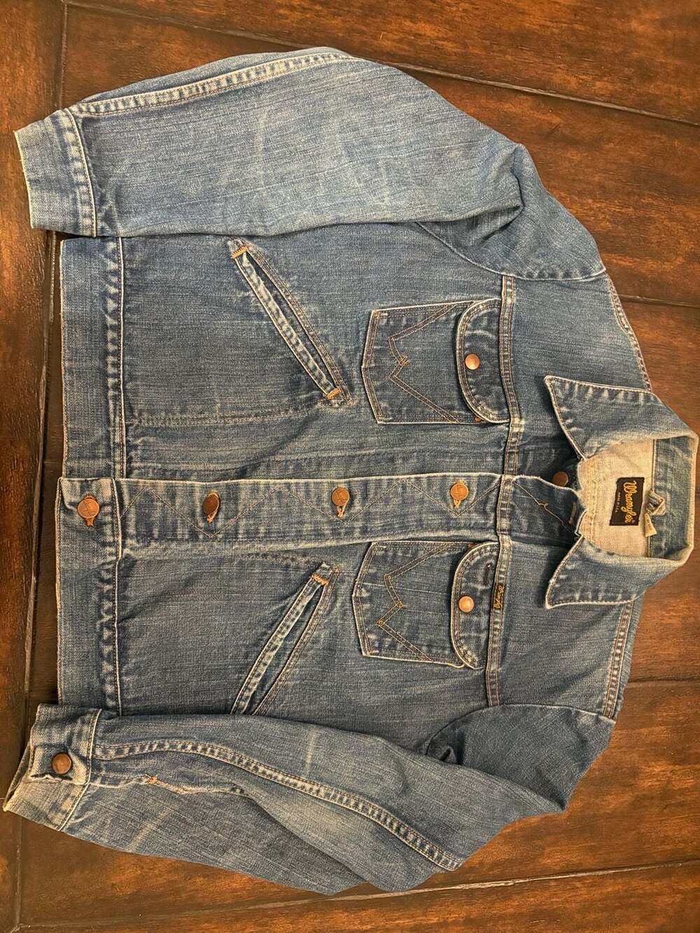 Vintage Wrangler 70s Denim Trucker Jacket Size 40 Made in USA